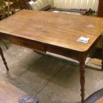 375 4653 WRITING DESK